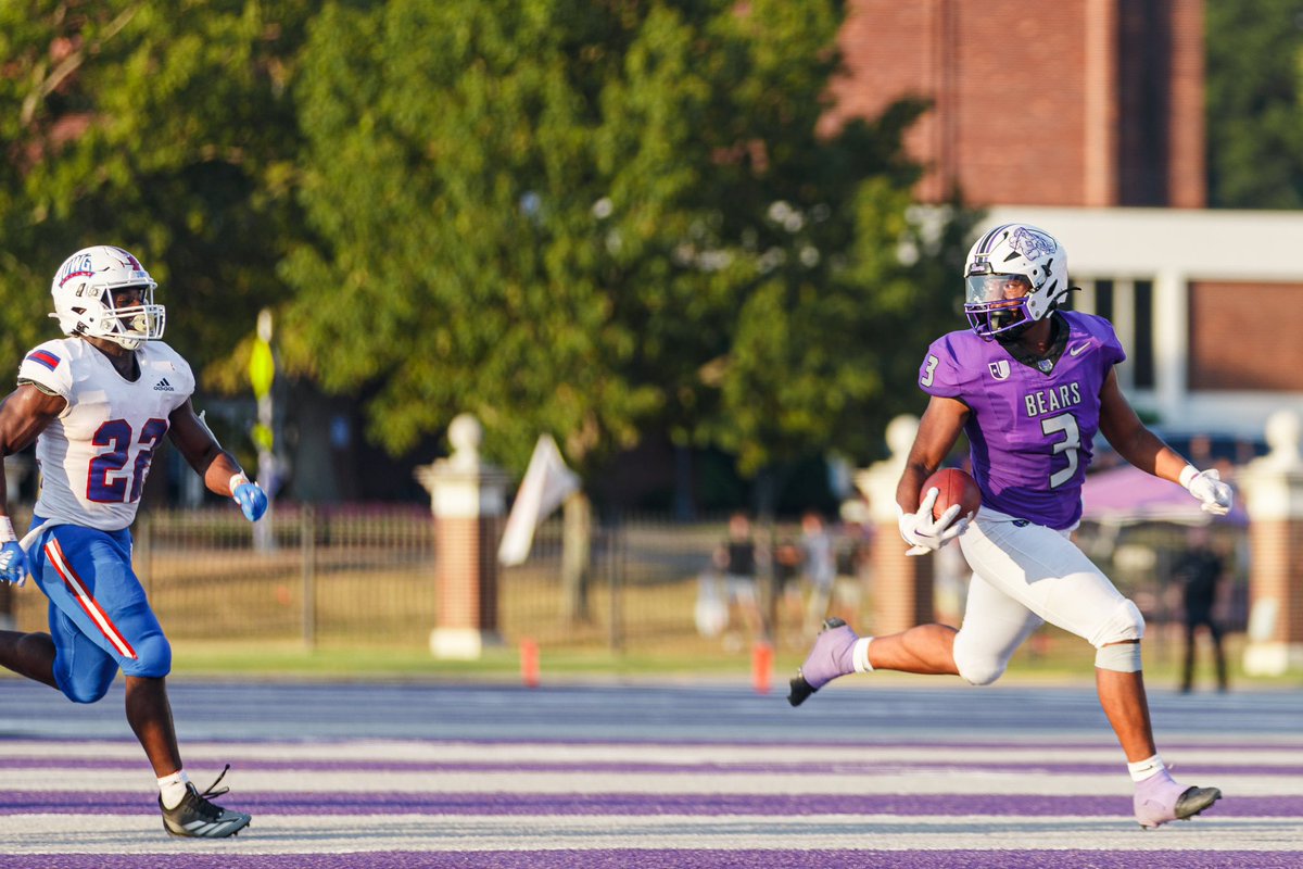 After a great conversation with <a href="/NathanBrownUCA/">Nathan Brown</a>, I’m blessed to receive my second offer from the University of Central Arkansas 💜🤍 <a href="/DBcoachwms/">Coach Williams</a> <a href="/D03Williams/">Dillon Williams</a> <a href="/GodsWarrior615/">DJ Williams</a> <a href="/PrepRedzone/">Prep Redzone 🏈</a> @CHMustang_FB <a href="/MacCorleone74/">Rion (Ree-un) Young</a>