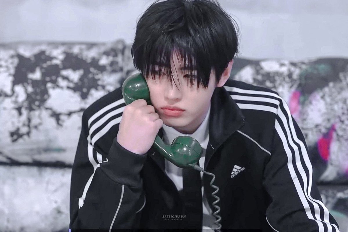 nightlawkrub's tweet photo. ฉันโทรมาเพื่อจะบอกว่ารัก https://t.co/7IQ14N9aJm