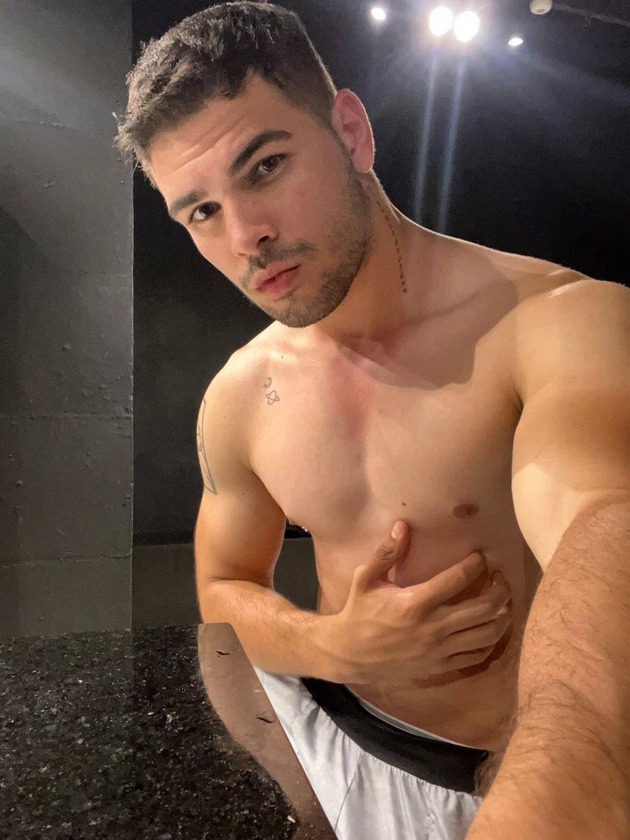 Lucasgchw's tweet photo. só a carinha de mau eu juro https://t.co/W0KBNNuzsM