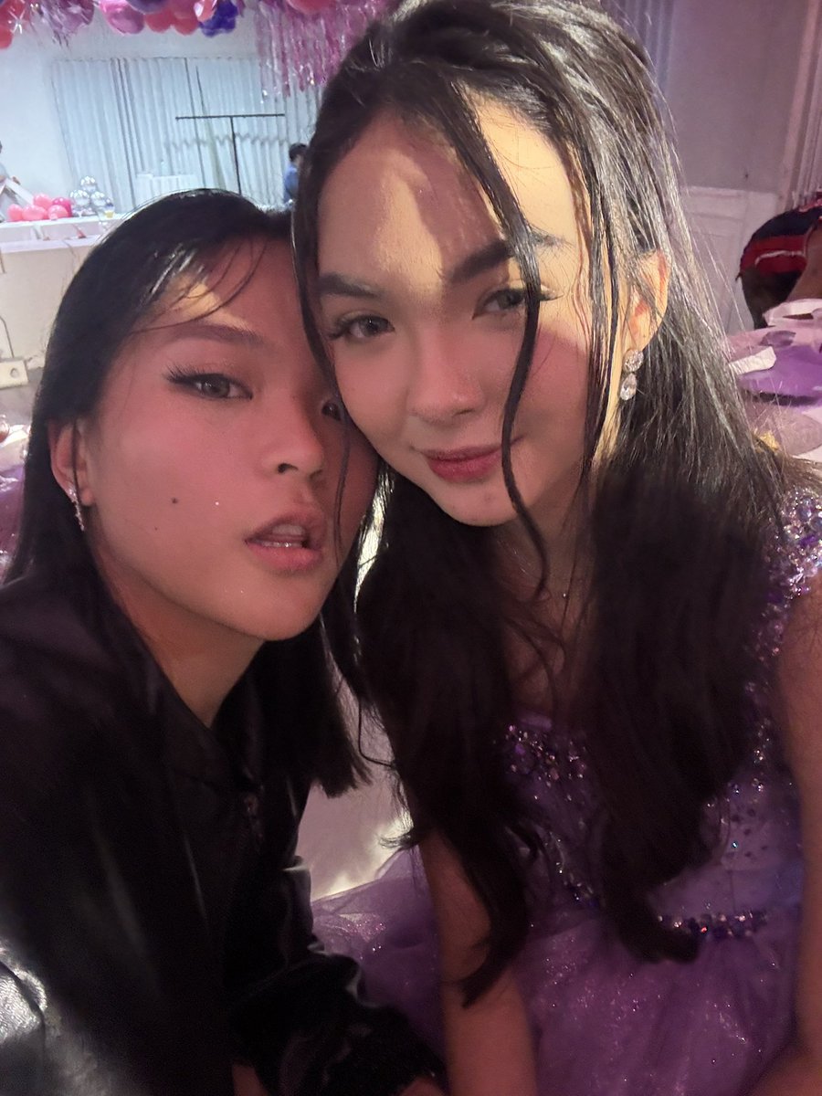 rainraincelmar's tweet photo. happy birthday to this baby!! @kakaimontinolaa ily mwa💋 #nomoreminormoments #NeverFO https://t.co/RKu1OUUvx9