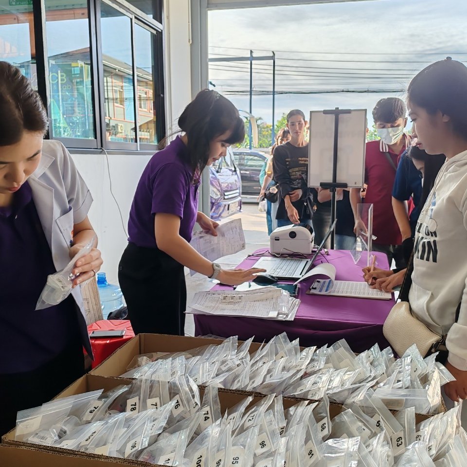 925sjewelry's tweet image. We had our annual health checkup at the factory today!
Keeping health a priority—free for all employees. 

#HealthFirst #925silverjewelry #factorylife