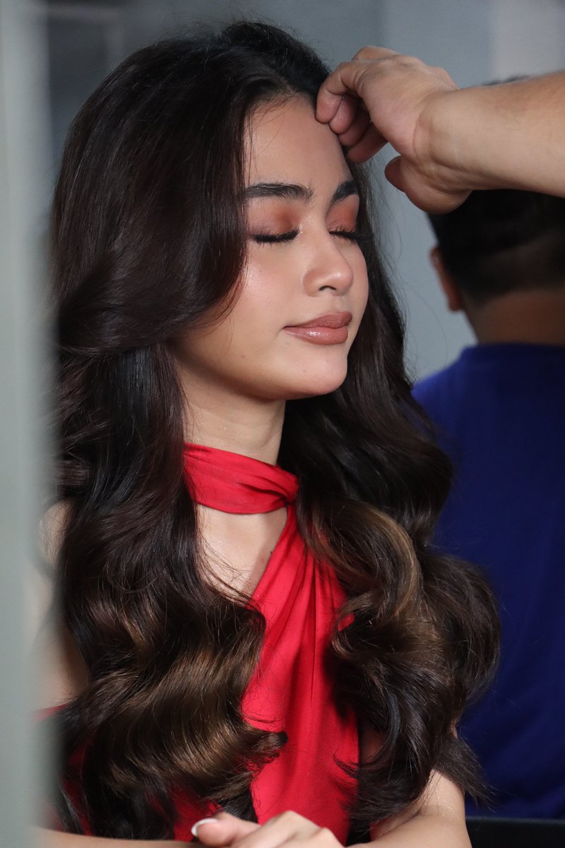 ofcsurvivoree's tweet photo. #Vivoree | @vivoree https://t.co/O0Be52BZA7
