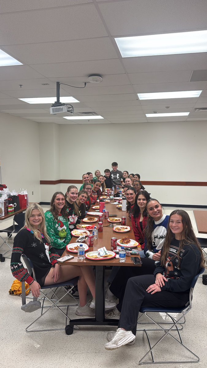 Amy Moran tweet media