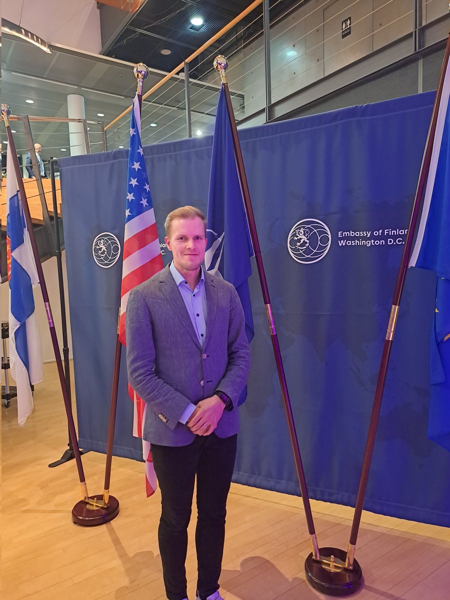 LauriHolappa's tweet photo. Nice event at the Finnish embassy on FIN-US collaboration in space research. https://t.co/VGxUksjT7d