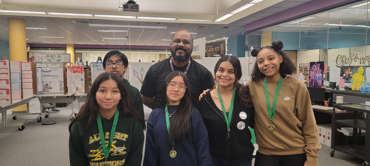 Congrats to my awesome students who made top 10 in the School Science Fair. Off to District Fair in January! GREAT JOB!! #albrightexcellence <a href="/AlbrightMS/">Albright Middle Performing and Visual Arts Academy</a> <a href="/AliefScience/">Alief Science</a>