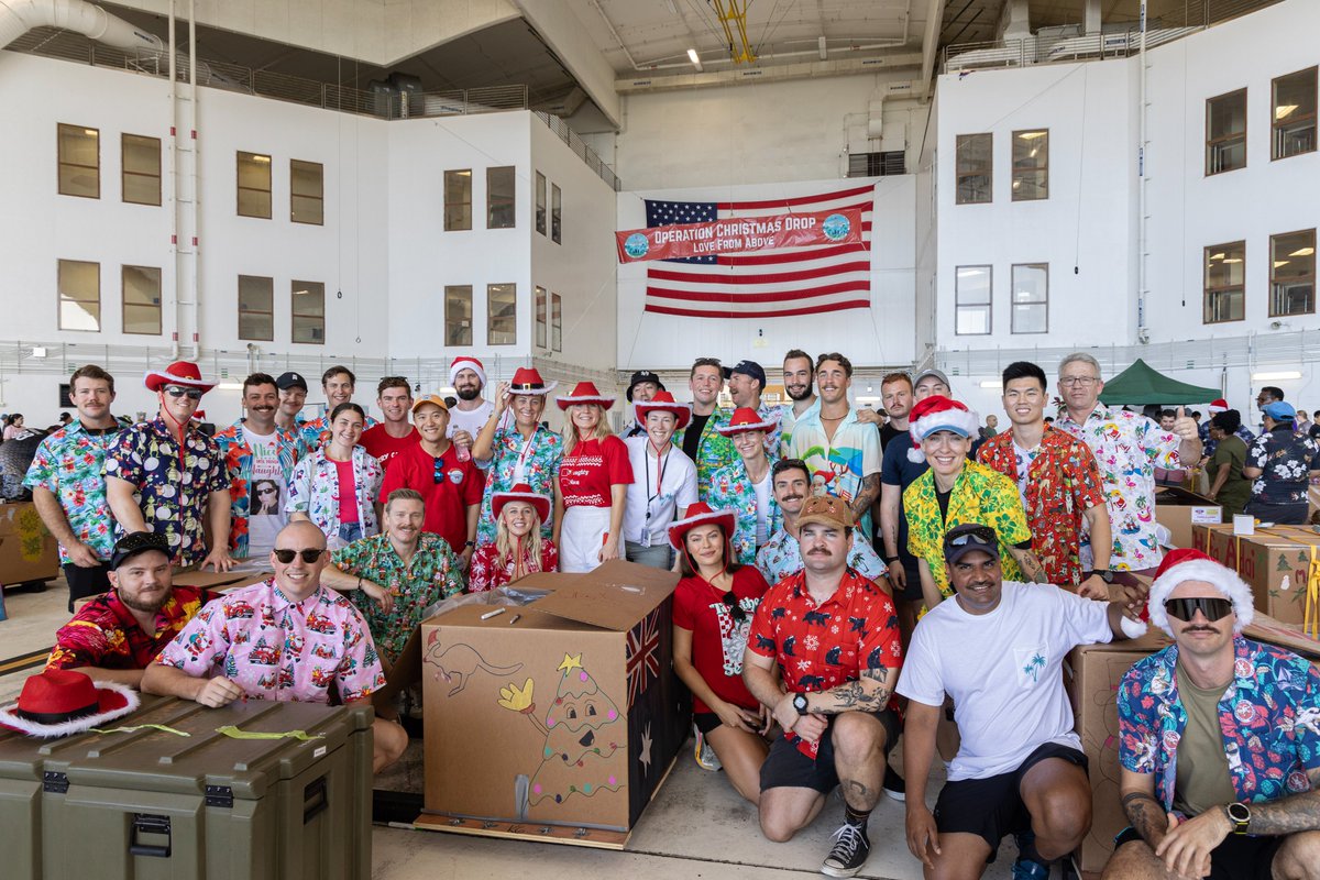 LTGEN Natasha Fox (@cpersaustralia) on Twitter photo Wishing all of #YourADF personnel and their families a wonderful, restful and safe holiday break. We are thinking of those who remain deployed over this period. Thank you for your continued service and support to <a href="/DefenceAust/">Defence Australia</a> in 2024 and all the best for the new year! Wishing all of #YourADF personnel and their families a wonderful, restful and safe holiday break. We are thinking of those who remain deployed over this period. Thank you for your continued service and support to <a href="/DefenceAust/">Defence Australia</a> in 2024 and all the best for the new year!