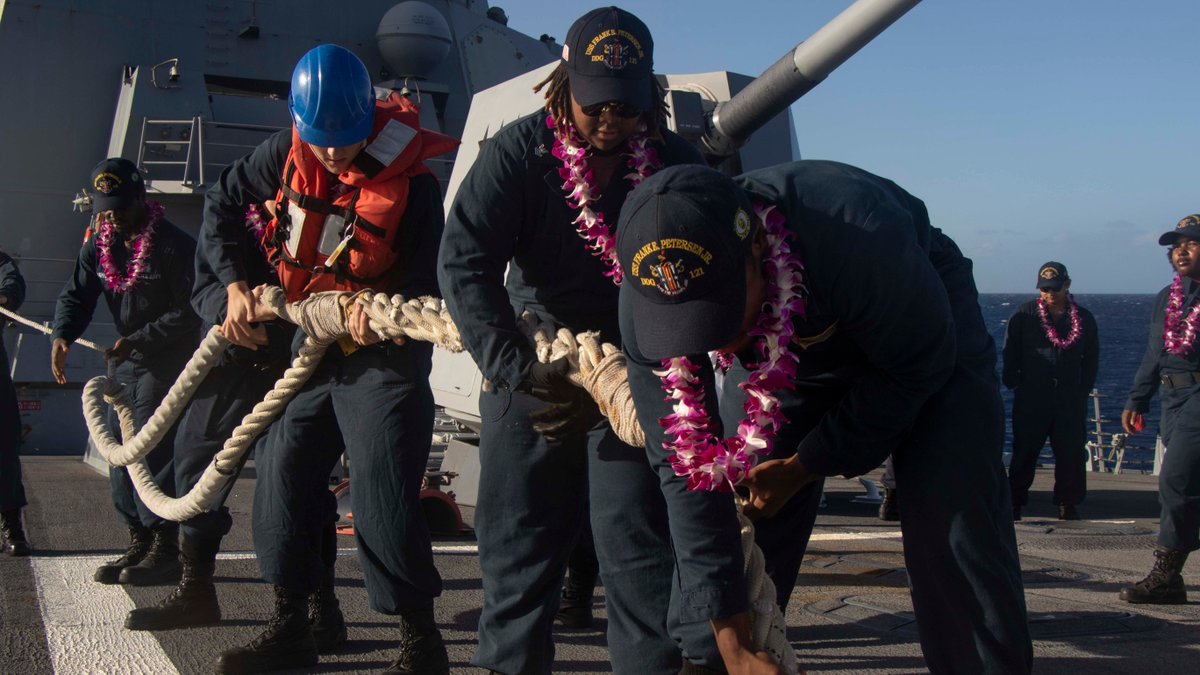 SurfaceWarriors's tweet photo. โ USS Frank E. Petersen Jr. & USS Michael Murphy Return Home ๐บ๐ธ
Read the story: https://t.co/6lB7meGdZd
#usnavy #welcomehome #ussfrankepetersenjr #ussmichaelmurphy https://t.co/FLMjfiKkaH