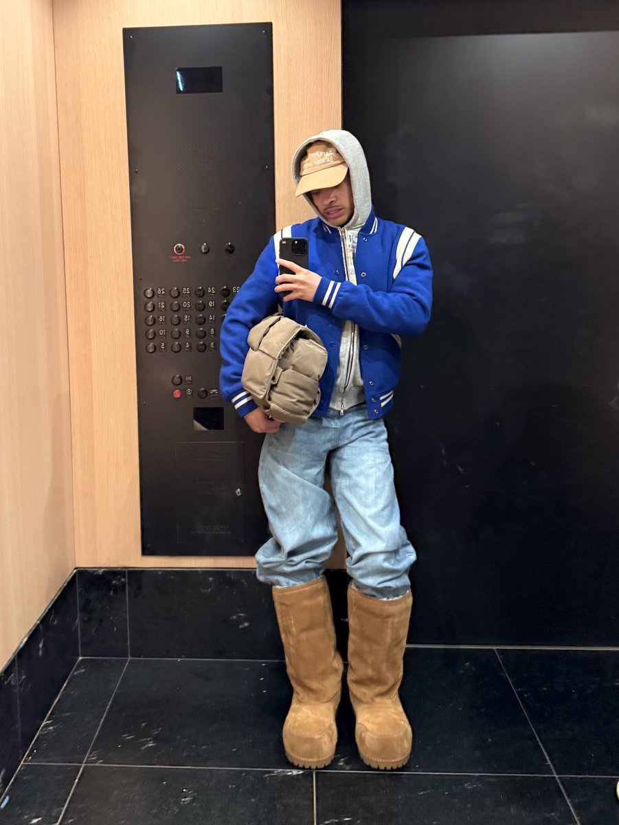 adonisabignon's tweet photo. https://t.co/VLnhPvl5U3