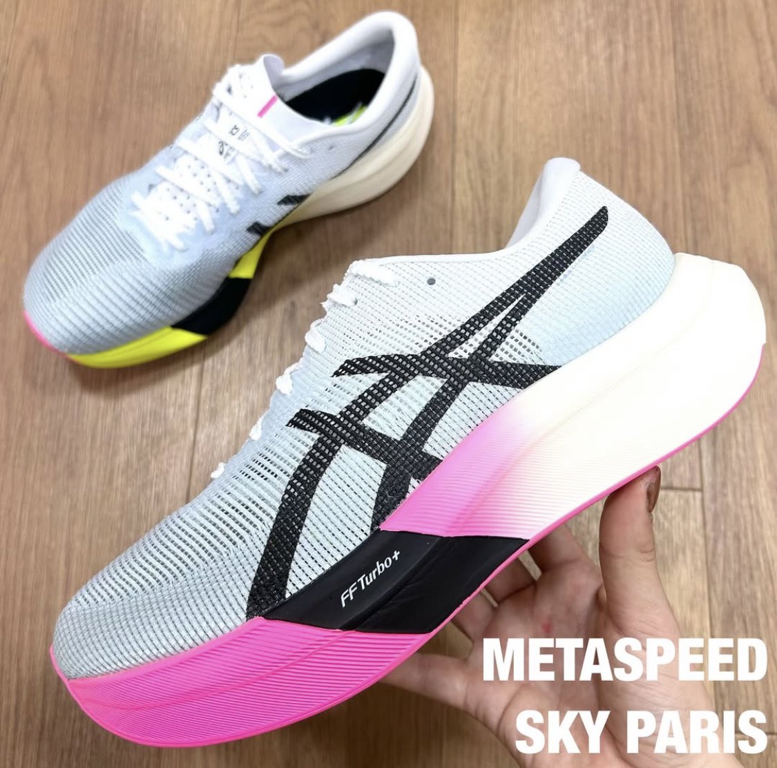 step_tsujido's tweet photo. 大好評発売中！🔥

12/13(金)12時現在の在庫状況です！

#asics 
METASPEED SKY PARIS
25.5cm/26.0cm/27.0cm/27.5cm

METASPEED EDGE PARIS
26.5cm

駅伝・マラソンシーズン本番で
お問い合わせもたくさん頂いております！

ご希望の方！ぜひお早めに！！💨

#metaspeed 
#ステップ湘南辻堂 https://t.co/YgMvLsC04T