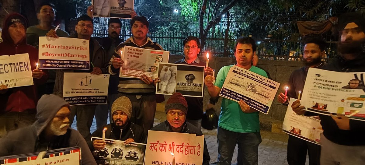 Detained but not bowed down ! Men's rights activists marched with candles after their release, demanding justice for Atul. 
Their fight for fairness continues..

#JusticeForAtulSubhash 
#AtulSubash 
#AtulSubhashSuicide 
#JusticeIsDue 
#JusticeForAtul