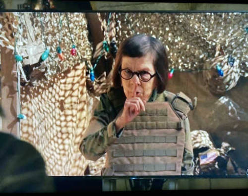 Flowery_Fangirl's tweet photo. NCIS LA's last Christmas episode (also the last NCIS Verse show to currently HAVE a Christmas episode! Until this Monday.) aired 4 years ago today. #NCISLA #hettyrules https://t.co/d7XSCmxuBC