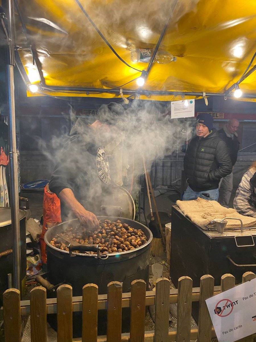 매우 번화한 시장