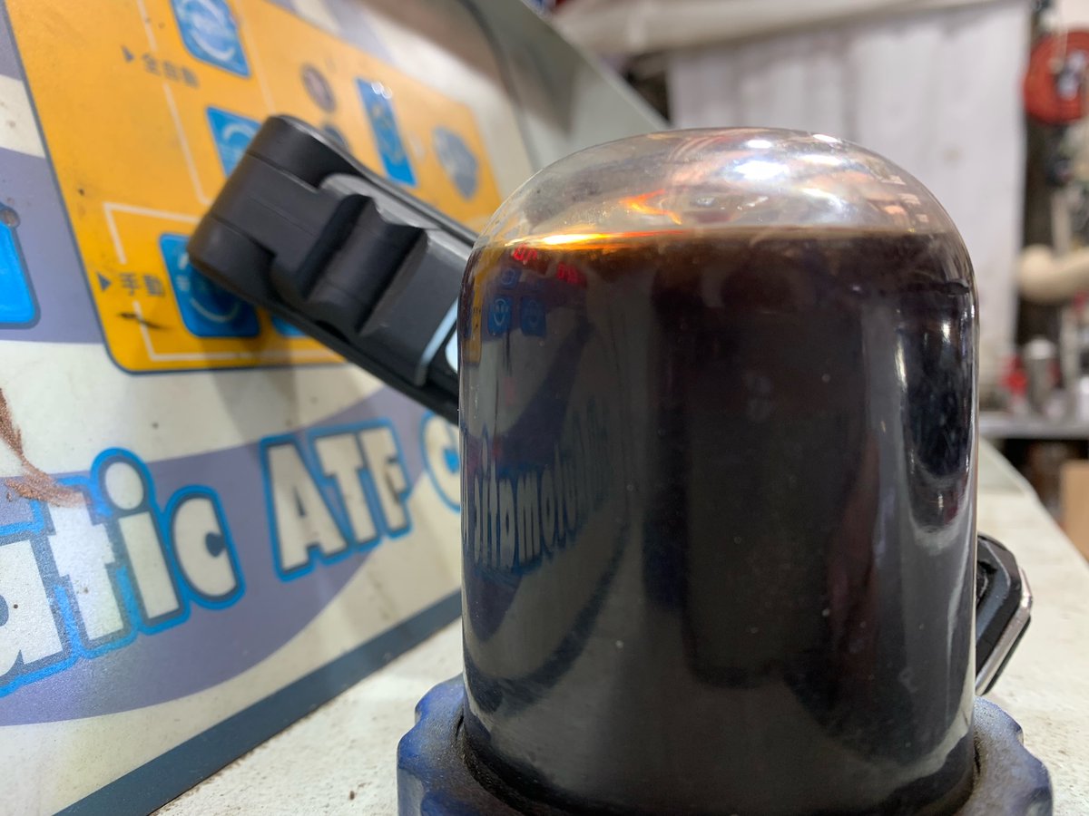 kit_service0429's tweet image. YA5　ATFホース＋ATF交換
⇒ ameblo.jp/kitservice/ent… 

#アメブロ 
#エクシーガ
#YA5
#オイル漏れ
#ATF漏れ
#ホースの経年劣化
#ATF交換
#SuperCoast
#SUBARU専門店
#KITサービス
#群馬県太田市