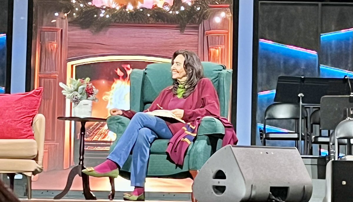 ShannonMoore tweet media