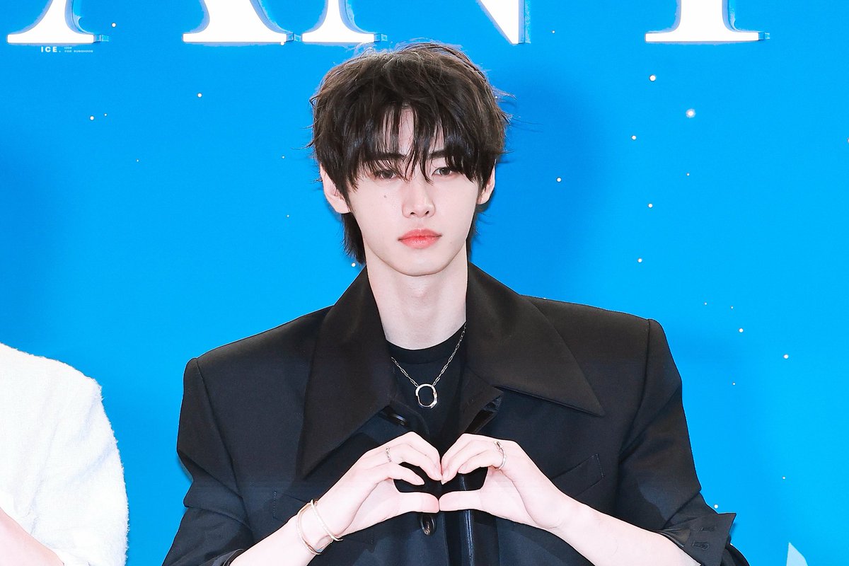 𝑰𝒄𝒆 tweet media