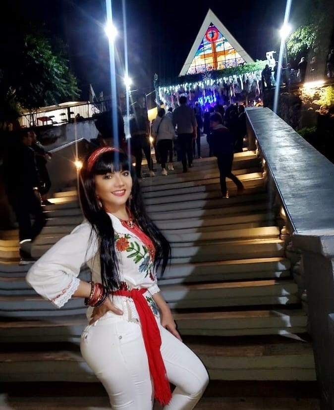 RossinaSilva's tweet photo. "Feliz Día de la Virgen de Guadalupe"
En este día sagrado, elevamos nuestras oraciones y corazones a la Reina de México y América. Que la fe inquebrantable de sus creyentes sea recompensada con milagros, bendiciones y la realización de sus deseos más profundos.
#RossinaSilva https://t.co/o04ZbFNRDc
