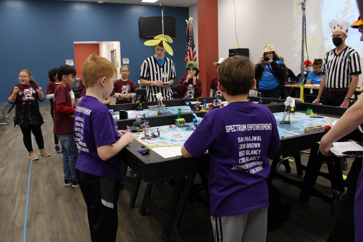 SpectrumEmp's tweet photo. We couldn’t be prouder of Spectrum Empowerment’s FLL Challenge team! They’ve grown so much through this journey, and their hard work and collaboration really paid off. Congratulations to the Electric Falcons (#66793) for being recognized with the Rising All-Star Award! https://t.co/eNGsi2xytx
