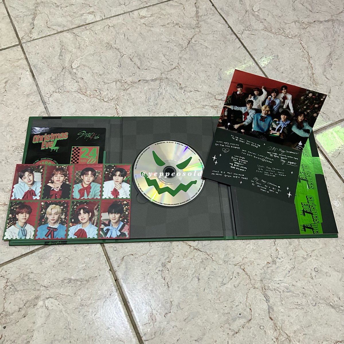 yeppeosold's tweet photo. Stray Kids Christmas EveL (Limited Ver.)

*please see photo for album inclusions

₱100 https://t.co/nebNc5BvXc