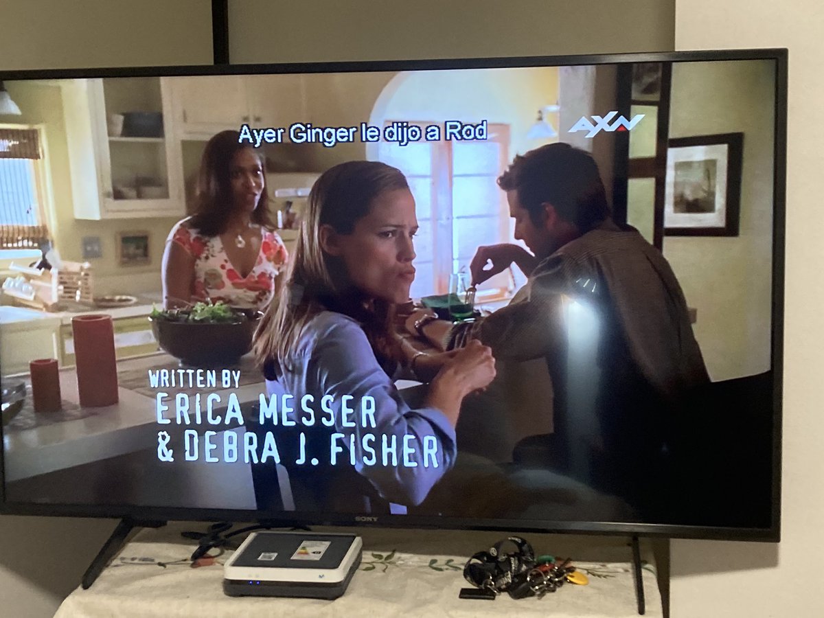 valetv13's tweet photo. Que maravilla encontrar nuevamente mi serie de la vida #Alias por @AXN_LA https://t.co/zzjdoaF8CX
