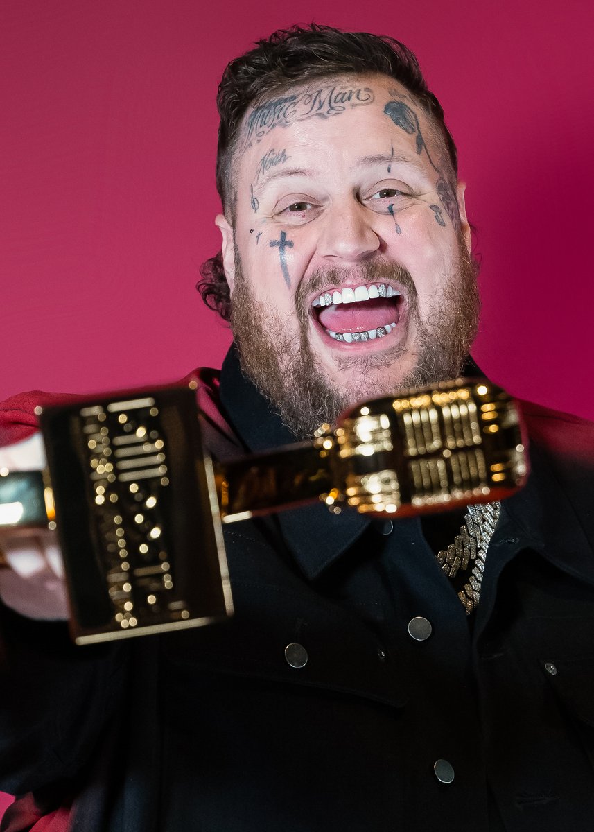 Billboard Music Awards tweet media