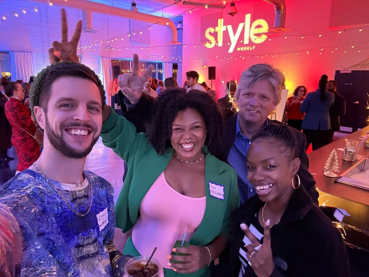 TishaErby's tweet photo. Tonight was a beautiful night, Thank you @StyleWeekly omg so many amazing people in #rva &amp; I even have came across some #SouthSide Friends!#TishaErbySuperMom #ClassOf2024 #40under40 #StyleWeekly page 5&amp;20 I’m so #Thankful for my Family, Friends and Community &amp; all my #RPSKids https://t.co/GYXblb6bnN