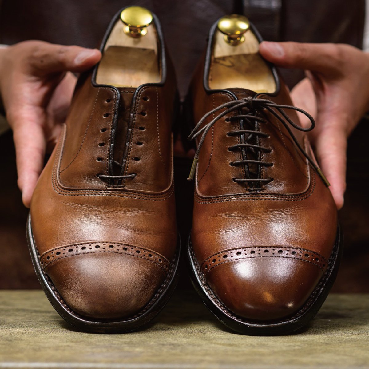 RandD_official's tweet photo. M.MOWBRAYをはじめとするシューケア（靴磨き）用品の企画、運営、販売を手掛ける、株式会社アールアンドデーでは、商品部中途採用の募集を行います。

シューケアに関心がある皆さんを心よりお待ちしています。
募集内容は下記を御覧ください。

▶▶▶ https://t.co/yi4pCyaJSF https://t.co/kB1crMvvNC
