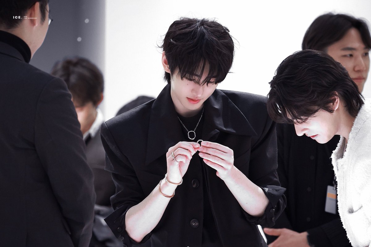 𝑰𝒄𝒆 tweet media