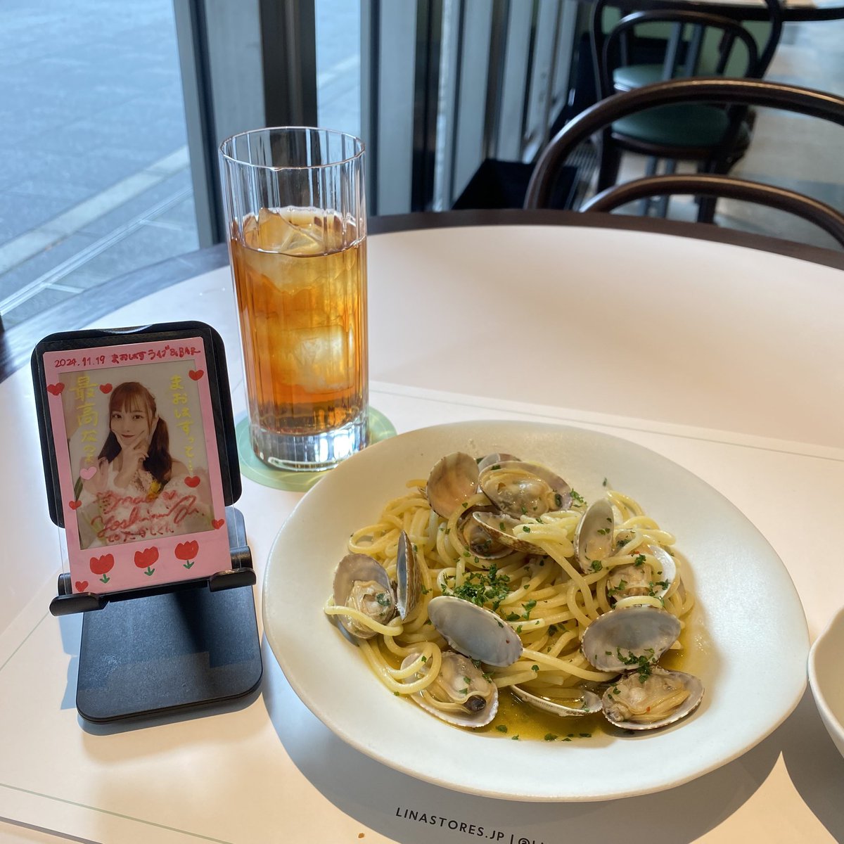 maovelous0609's tweet photo. なうです!
はーちゃんが紹介されてたお店行ってきました!
ボンゴレビアンコが本日のパスタにあってラッキーだった
量は少なめだけどもちもちの麺で美味しかった🍝
同じコレドで食べた海鮮丼も美味しかったから貼っときます!
#今日もマオ活
#LINASTORES
#つじ半
#コレド室町 https://t.co/3R6GQwZMHR