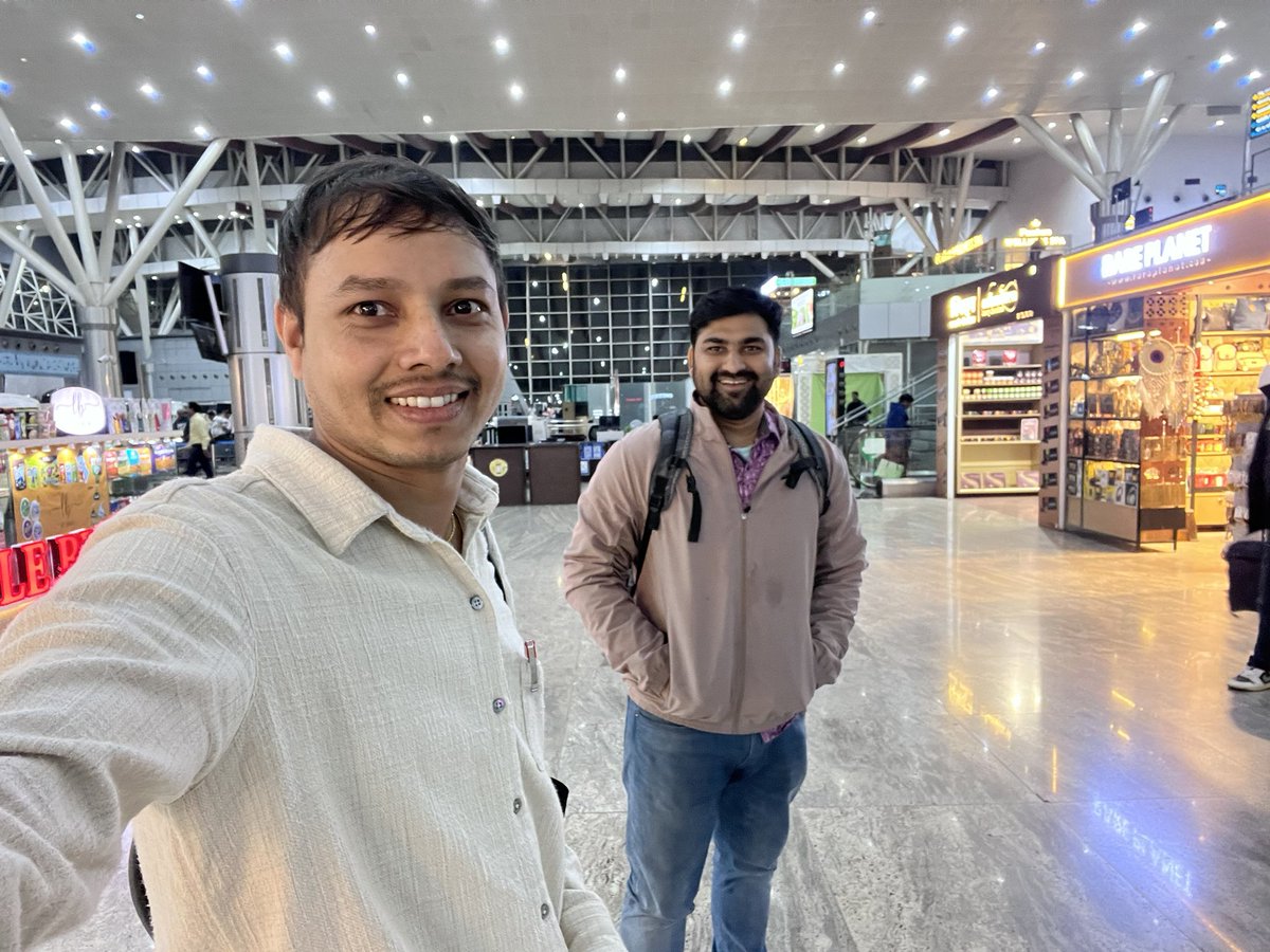 prakashrs99's tweet photo. On our way to Trest international conference on advanced materials and startup ecosystem at Thrivandrum.. https://t.co/ZoWSUyUyFl