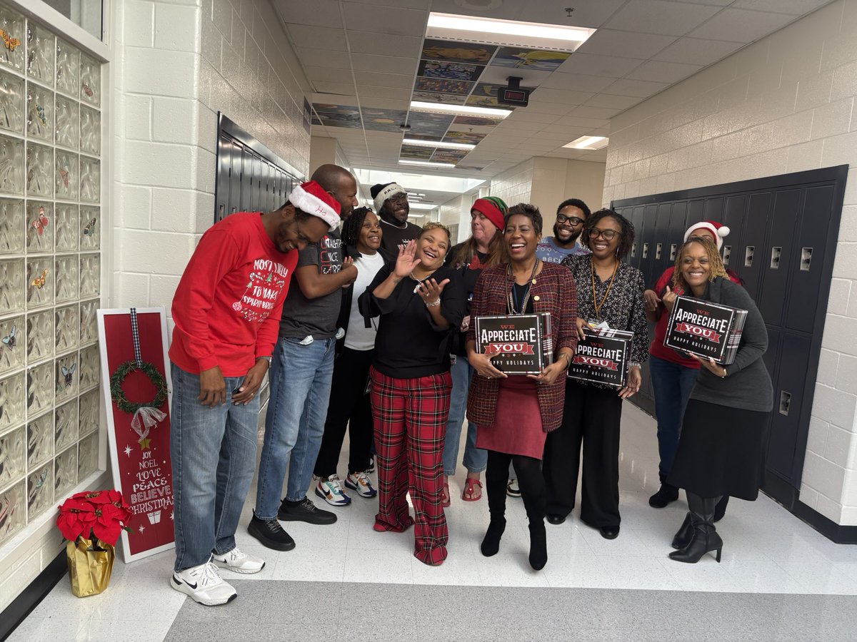 Jennifer Brown (@jenbrownhcstoty) on Twitter photo Our Site Visit was nothing short of enlightening, celebratory, engaging, & inspiring. Thank you <a href="/missasu98/">Joycelyn Jackson</a> <a href="/DrSherfield/">Dr.Kinia Sherfield</a> <a href="/DrAttenyaScott/">Dr. Attenya Scott</a> <a href="/bhardnett12/">Brandi Hardnett</a> for your support and dedication to our community, students, & staff. Thanks for getting into the fold WITH us! We appreciate you. Our Site Visit was nothing short of enlightening, celebratory, engaging, & inspiring. Thank you <a href="/missasu98/">Joycelyn Jackson</a> <a href="/DrSherfield/">Dr.Kinia Sherfield</a> <a href="/DrAttenyaScott/">Dr. Attenya Scott</a> <a href="/bhardnett12/">Brandi Hardnett</a> for your support and dedication to our community, students, & staff. Thanks for getting into the fold WITH us! We appreciate you.