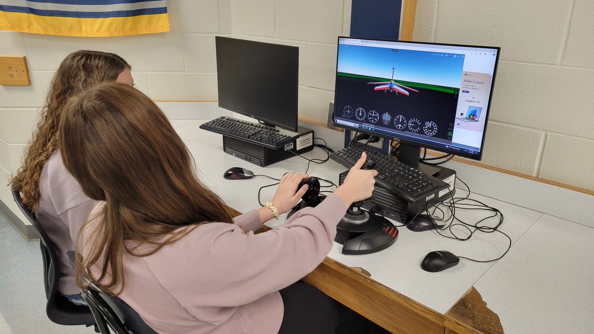 8th graders studied aeronautics and how planes fly this semester in gateway class.  They took some turns using a flight simulator to get the feel for flying. #EHRoyalPride