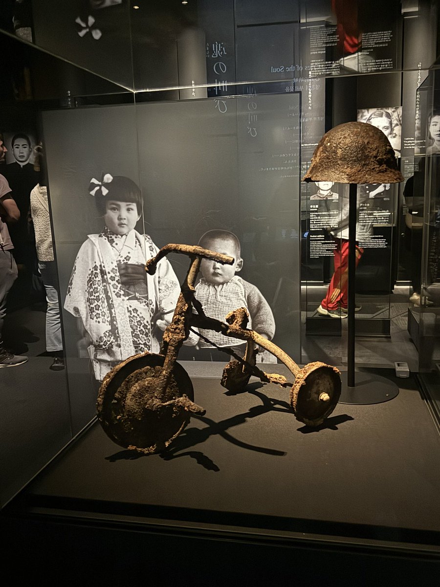 wawiranjiru's tweet photo. One of the saddest events in history.
Surreal to visit the Hiroshima National Peace Memorial Hall for the Atomic Bomb Victims today in Japan.
I hope the world never knows such destruction again by nuclear weapons. https://t.co/BYy63hE1jS
