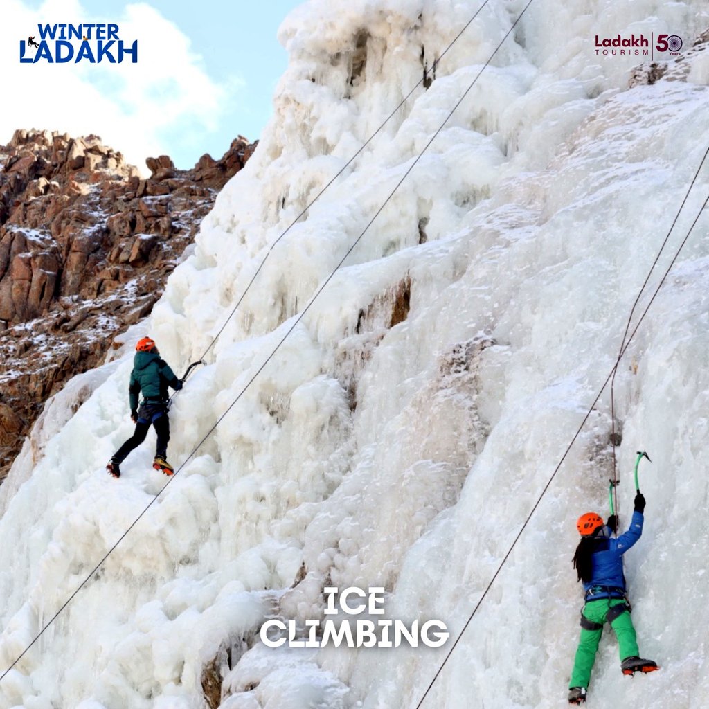 ddnewsladakh's tweet image. With the sharp drop in temperature during the winter, Ladakh transforms into an ideal place for ice climbing, providing some of the most thrilling and challenging experiences. Plan your visit to Ladakh this winter for an unforgettable adventure.

#VisitLadakh #ChillInIndia