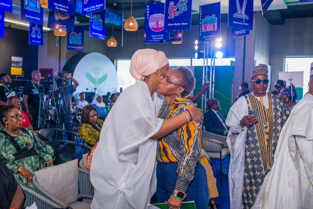 KolFoundation's tweet photo. Warm welcomes and heartfelt connections! 

Moments like these embody KOL Foundation's commitment to fostering partnerships and building relationships that drive meaningful change. https://t.co/ReQQOMthW6