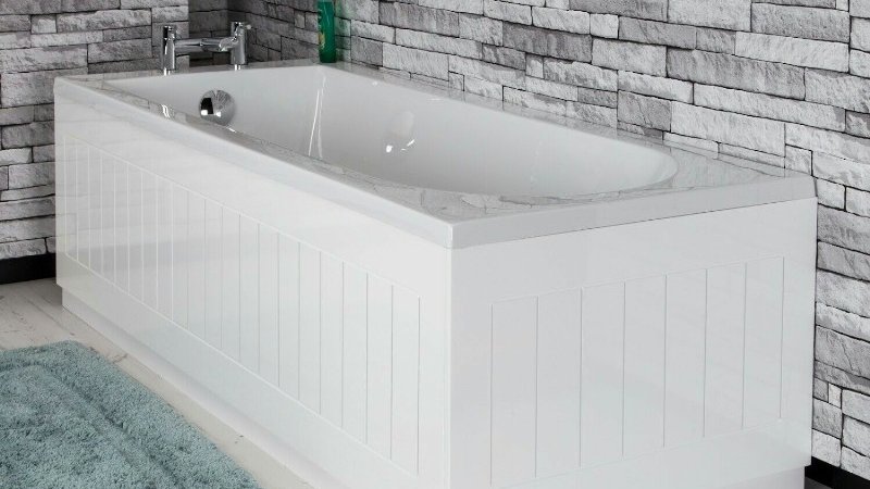 BathroomMarquee's tweet image. This tongue &amp;amp; grooved white wood bath panel is a huge improvement on the flimsy acrylic panels that come supplied with most baths.

They are readily available online or you could try making one yourself:

bathroommarquee.co.uk/making-bath-pa…

#BloggersHutRT @_TeamBlogger #TeamBlogger