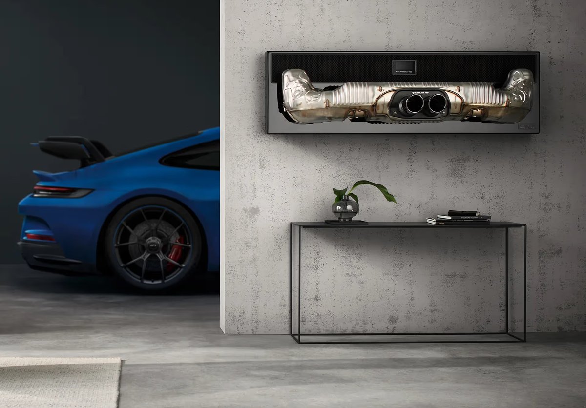 OracleCFinance's tweet image. The Ultimate Automotive #Christmas Gift Guide

This time of year people are wanting to get the perfect gift for their loved ones.
We have put together a selection of some of the finest automotive present ideas for those obsessed with all things motoring: oracle.bz/ChristmasGiftG…