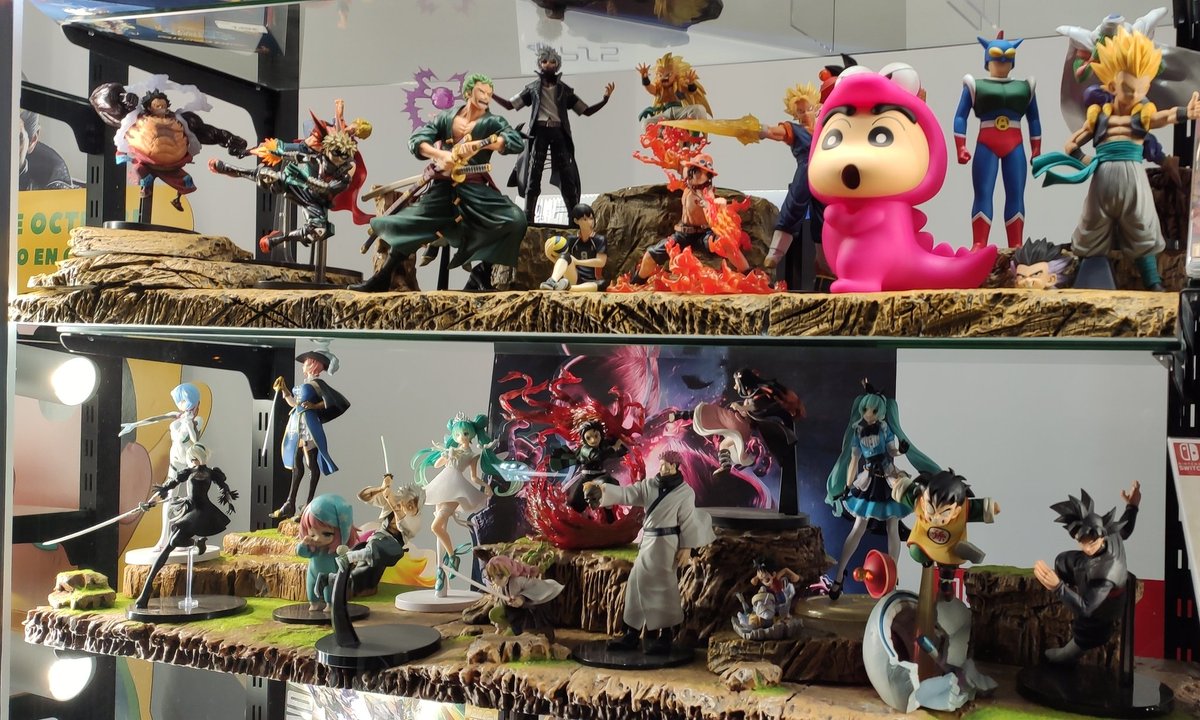 AnaShiryuan's tweet photo. Madrid friki y trato exquisito en @AteneaComics https://t.co/okYncQ3sqv