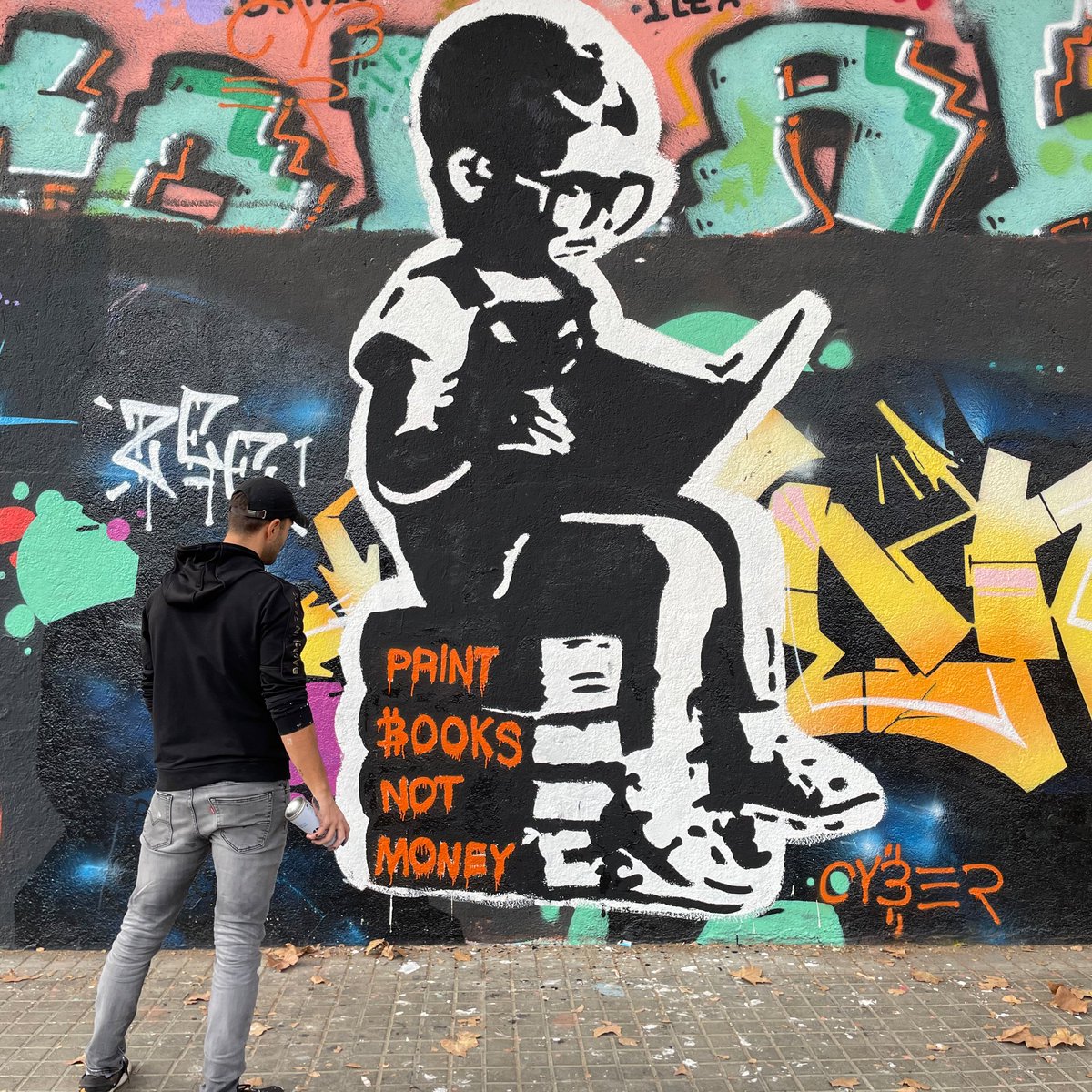 "A society built on easy money is a society doomed to crumble."

#Bitcoin #Streetart