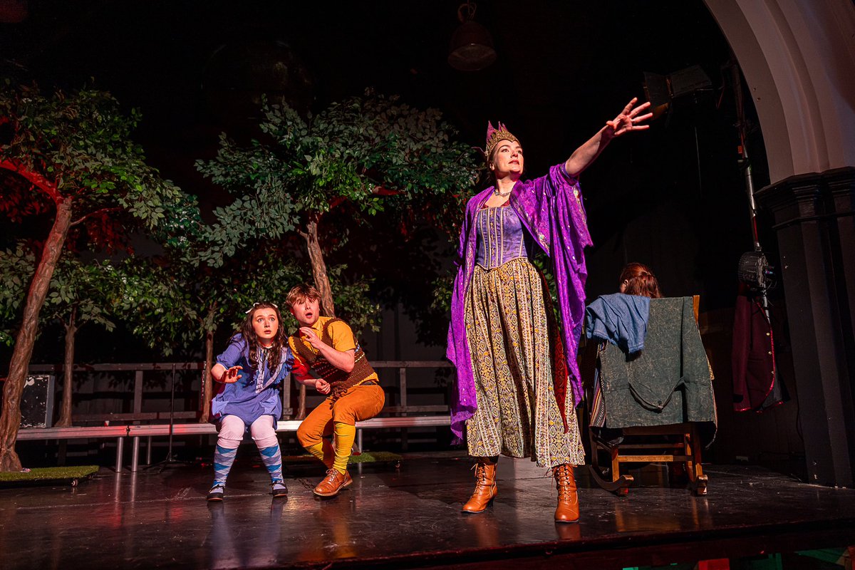 Bright Umbrella tweet media