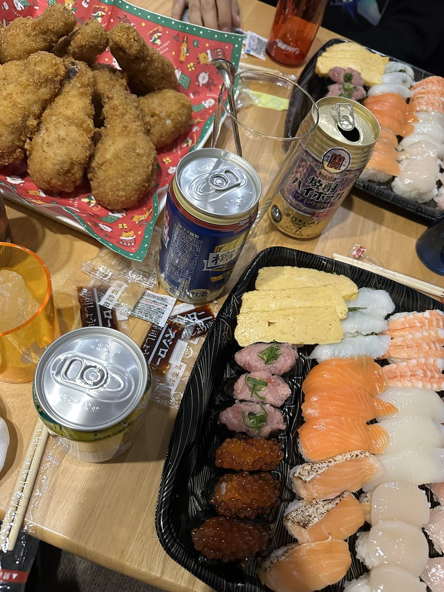 アイリス tweet media