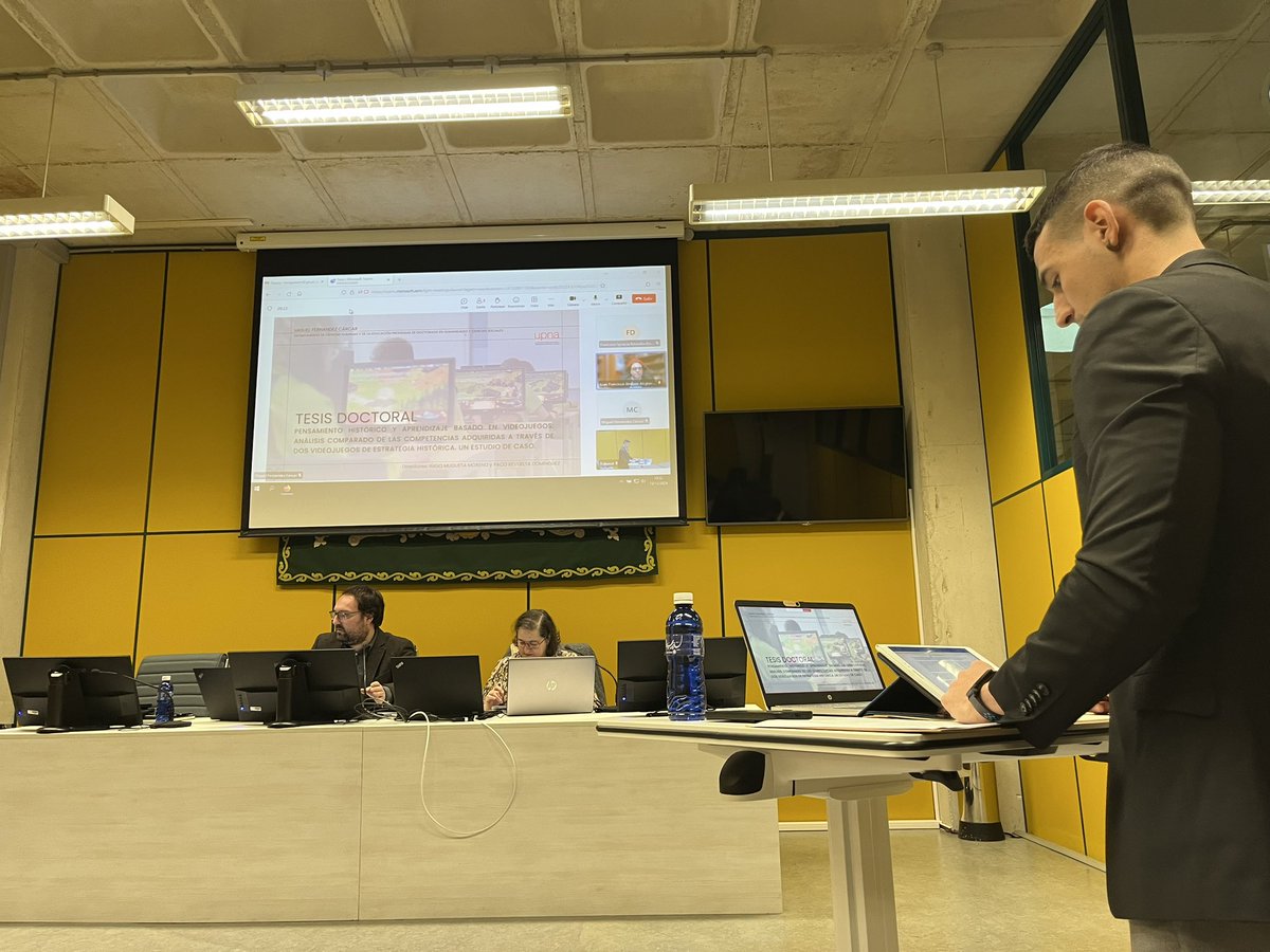 Francisco Revuelta (@pacorevuelta) on Twitter photo Defensa de la Tesis Doctoral <a href="/_MiguelFdz_/">Miguel Fernández Cárcar</a> “Pensamiento histórico y aprendizaje basado en videojuegos: análisis
comparado de las competencias adquiridas a través de dos videojuegos de estrategia histórica." D. Íñigo Mugueta Moreno y D. Francisco
I. Revuelta Dguez <a href="/UNavarra/">UPNA - Universidad</a> Defensa de la Tesis Doctoral <a href="/_MiguelFdz_/">Miguel Fernández Cárcar</a> “Pensamiento histórico y aprendizaje basado en videojuegos: análisis
comparado de las competencias adquiridas a través de dos videojuegos de estrategia histórica." D. Íñigo Mugueta Moreno y D. Francisco
I. Revuelta Dguez <a href="/UNavarra/">UPNA - Universidad</a>