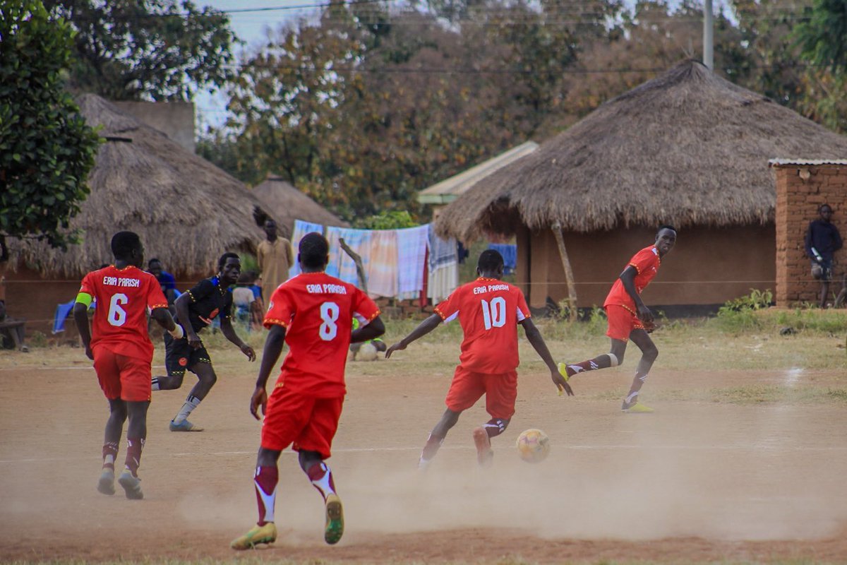 NiloticaSheaNut's tweet photo. @MoyoLocal Lefori TC dominates the Moyo derby in the #SheaTreeConservationTournament, securing a 3-0 victory over Eria Parish!

Musema Sharif shines bright, earning the Man of the Match award. 

What a performance it was! 

#SheaTreeConservation #SustainabilityThroughSports #OVA https://t.co/vWhO4dSRES