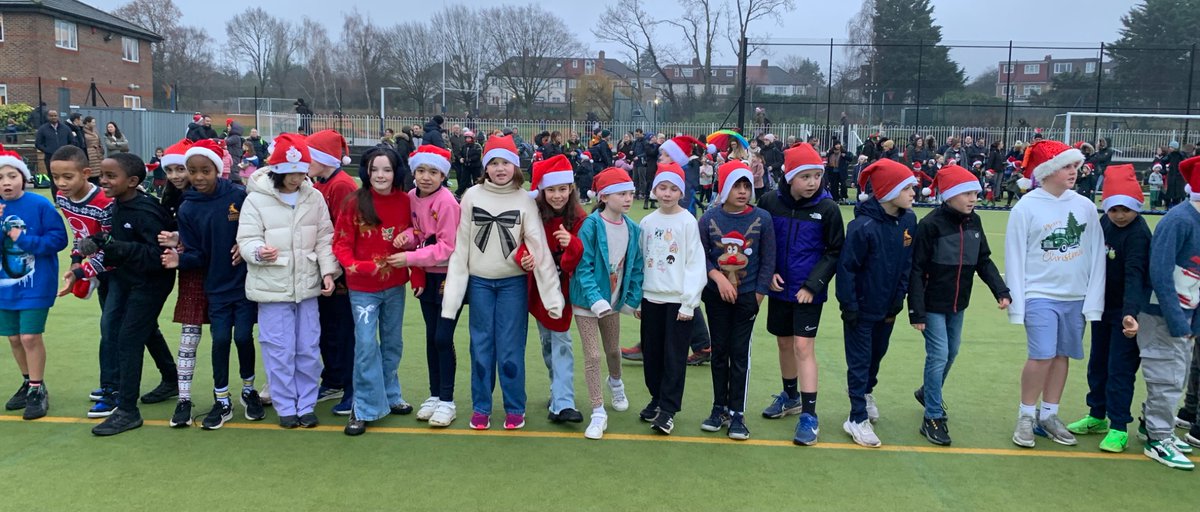 Dashing through the drizzle …..  thanks to everyone who participated in our Santa Dash today (despite the drizzle).  Excitement was high!!!!
