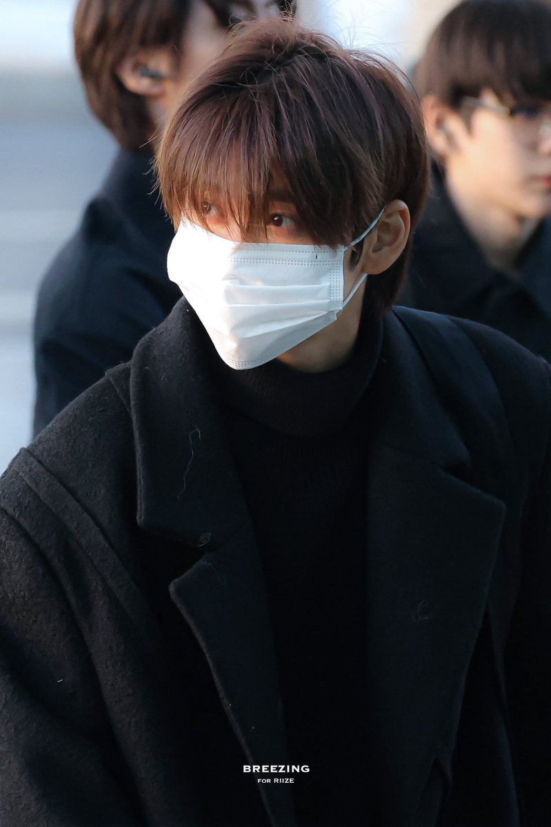 Breezing__'s tweet image. 241210 ICN

이케멘...

#RIIZE #라이즈 #ライズ
#은석 #EUNSEOK #ウンソク