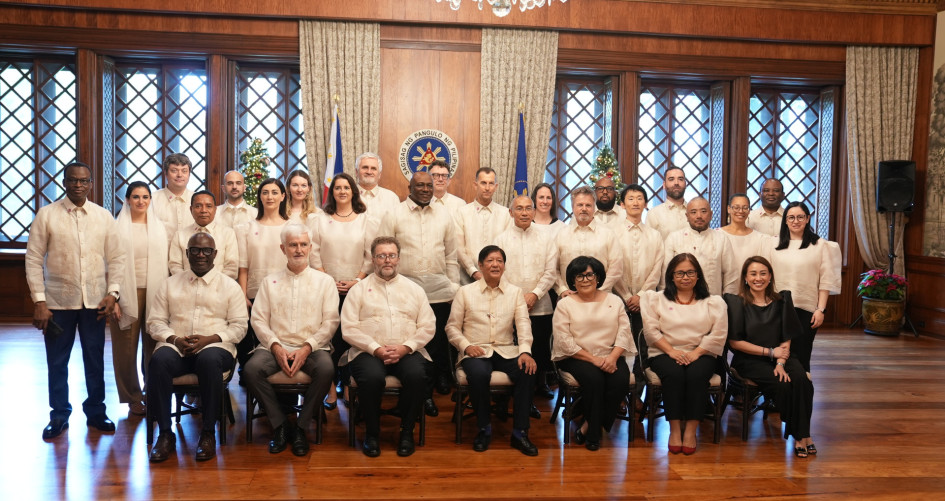 SLOinPHL's tweet photo. 1/2: A week ago, #Slovenia 🇸🇮 is proud to be represented at the 4th meeting of the Board of the Fund for responding to Loss and Damage #FLRD through @TinaKobilsek, Lead negotiator for climate change.

We congratulate the PH 🇵🇭 for the successful hosting of the meeting & for being selected to host the Board.

📷 @DENROfficial