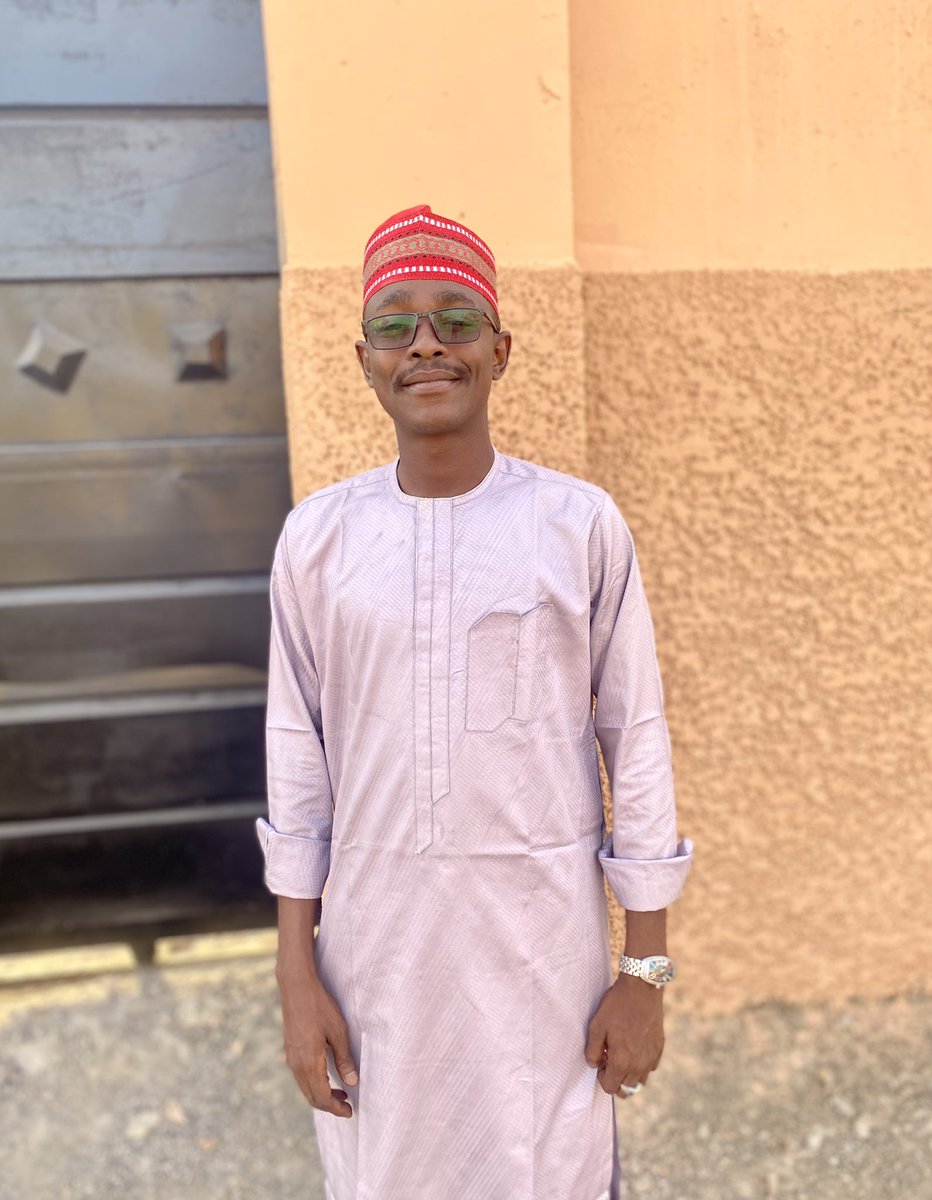 Alameen___Abba's tweet photo. Ku Jakai Mahaukata Ku Sani ba Politics bane ya hada mu da @Miniko_jnr adawar siyasa ai ba hauka bane duk munsan abunda mukeyi he's one of us Arewa Twitter we are one family, politics aside duk wanda aka kama acikin mu Haka zamuyi masa solidarity dole mu nuna bacin Ranmu.
#FreeRedPen