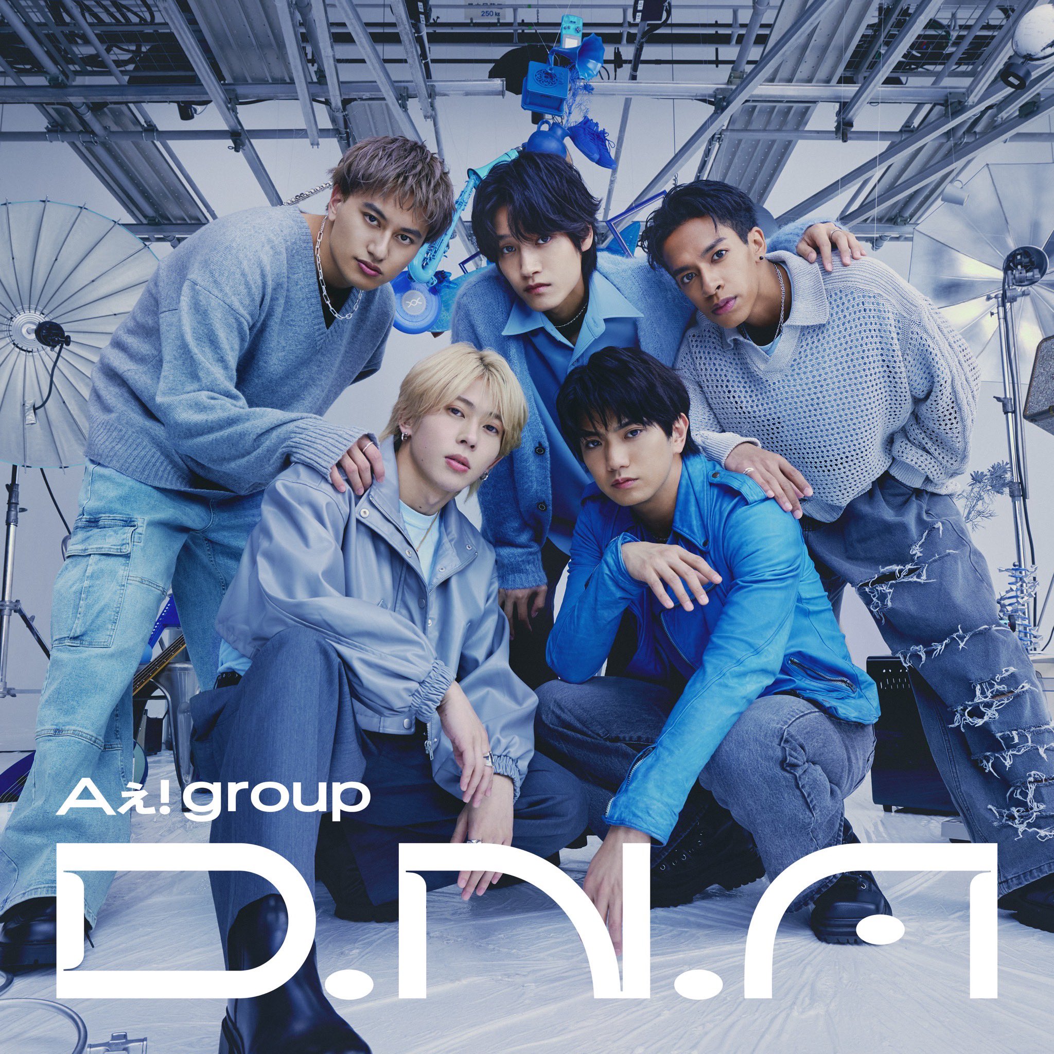 渋谷 News TikTok | Aぇ! group 1st ALBUM『D.N.A』 渋谷の広告