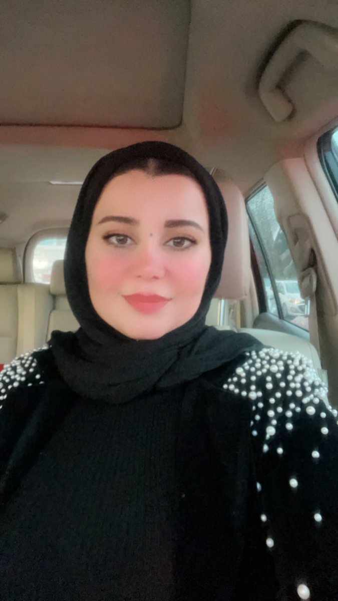 ZainabJawa18201's tweet photo. كلما تأزمت الأمور وحمت الحديدة 
وانحصر الفسنجون ولوح بيده 👋
تثار مخاوف من عودة 11بحلة جديدة 
لوڤيو ولد الناقصة 🫶🏻 https://t.co/szcbem6MQe