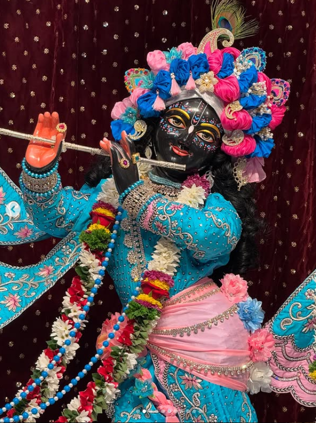 GaurangaDas's tweet photo. Lord Krishna is like the sun. 
He may not always be visible, but His light is always there, guiding you through every moment. 
Trust in Him, and you’ll never lose your way.🙏💙😇 https://t.co/ptA45wZuV8