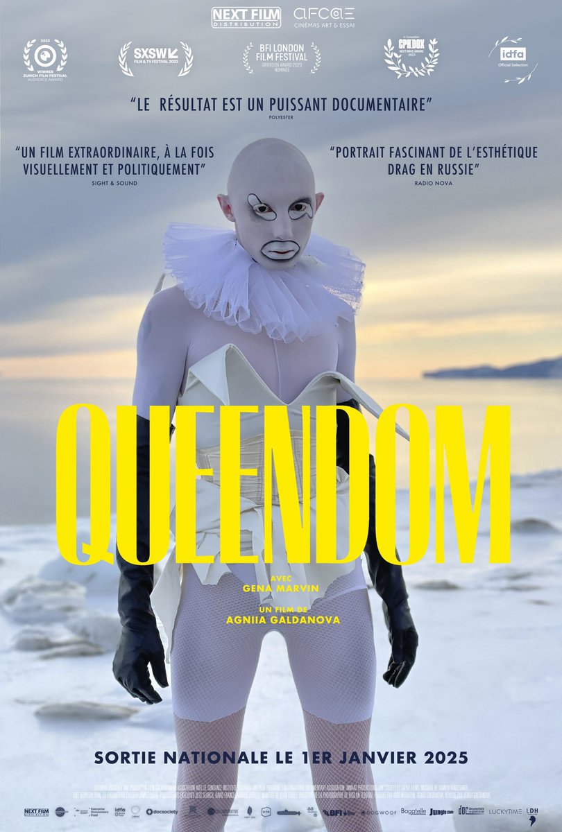 📣 Voici les affiches officielles de QUEENDOM ! Deux visions pour une même histoire, pleine d’intensité et d’émotion.

Laissez-vous transporter et dites-nous laquelle vous touche le plus ? 💫 

#Queendom #lgbtqia #QueerArt #DroitsHumains #FiertéQueer #ArtEtPolitique